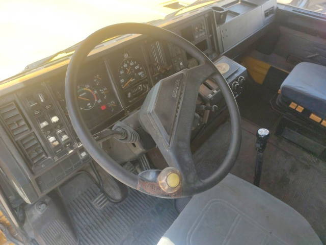 Scania T112 - Tractor unit: picture 5 Scania T112 - Tractor unit: picture 5