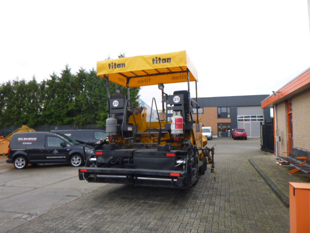 Asphalt paver INGERSOLL RAND ABG TITAN 473: picture 34