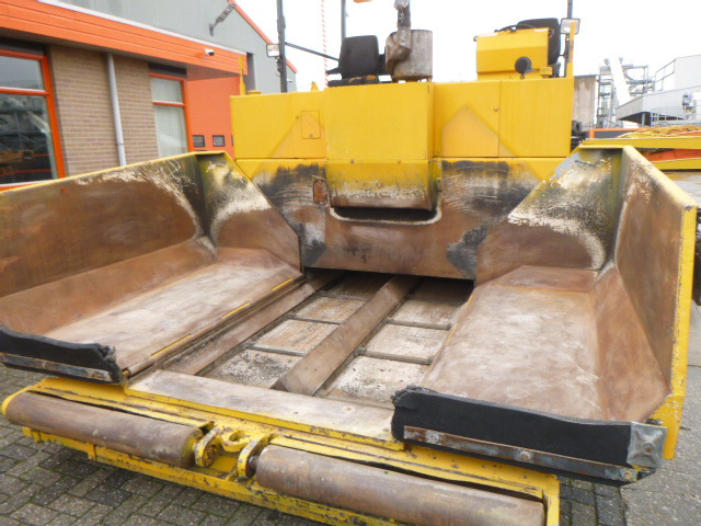 Asphalt paver INGERSOLL RAND ABG TITAN 473: picture 22