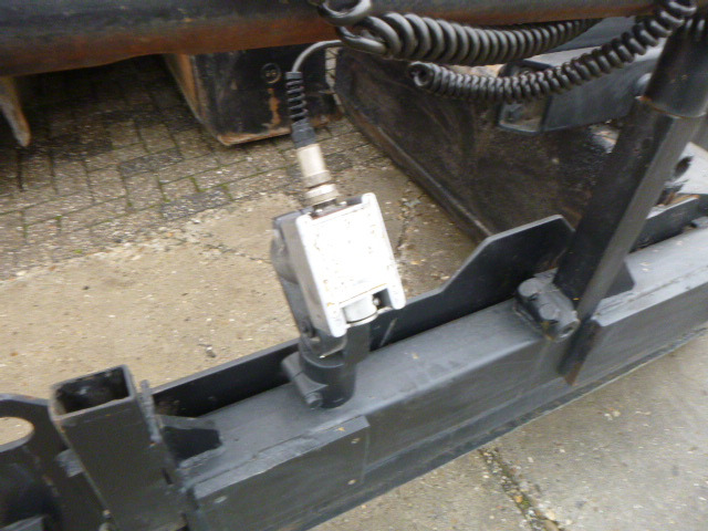 Asphalt paver INGERSOLL RAND ABG TITAN 473: picture 20