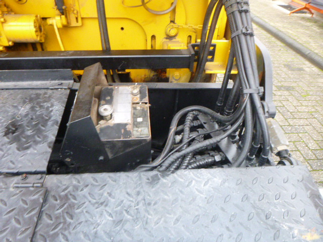 Asphalt paver INGERSOLL RAND ABG TITAN 473: picture 11