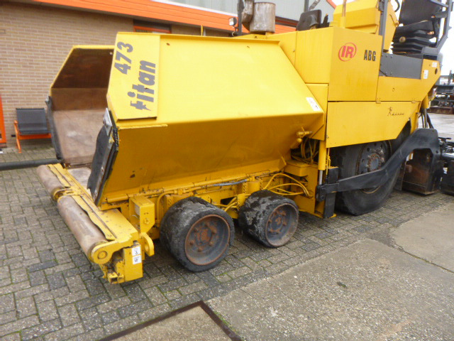 Asphalt paver INGERSOLL RAND ABG TITAN 473: picture 28