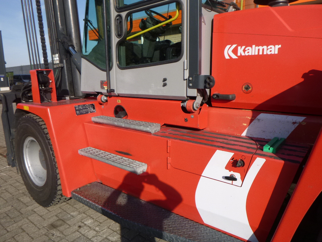 Diesel forklift KALMAR DCG140-6: picture 14