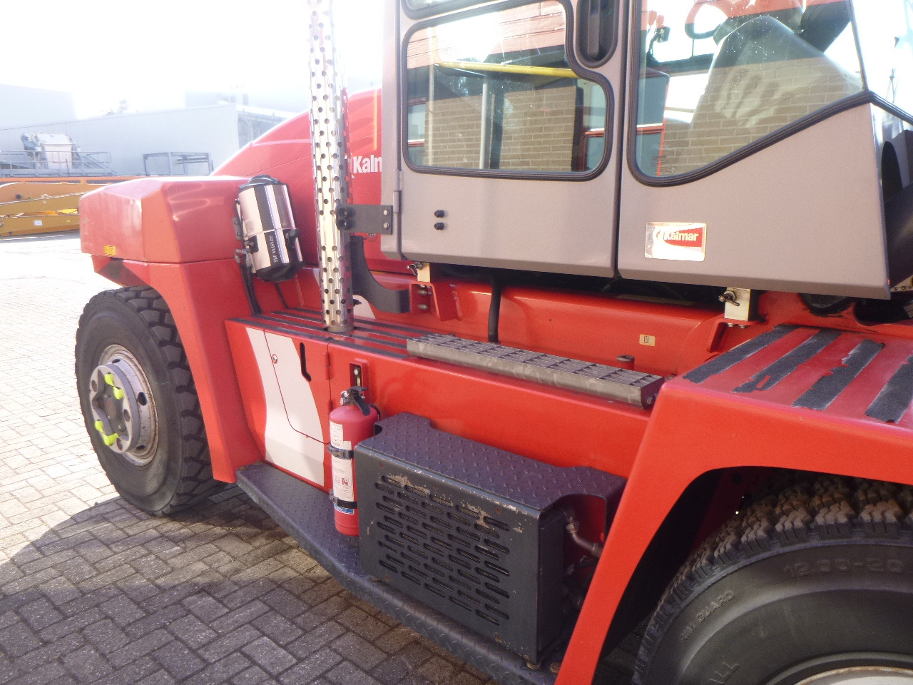 Diesel forklift KALMAR DCG140-6: picture 23