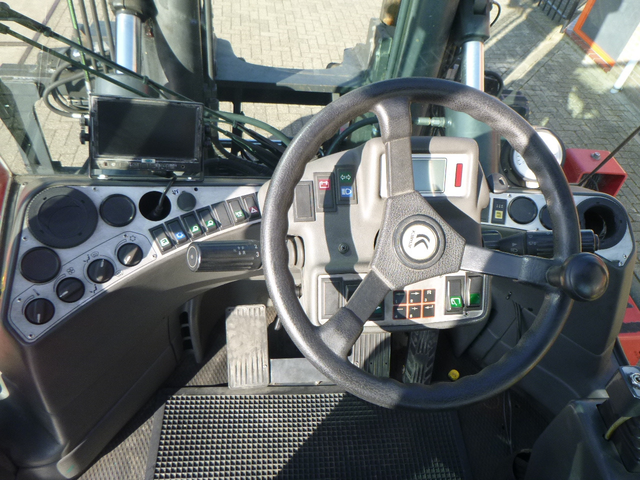Diesel forklift KALMAR DCG140-6: picture 29