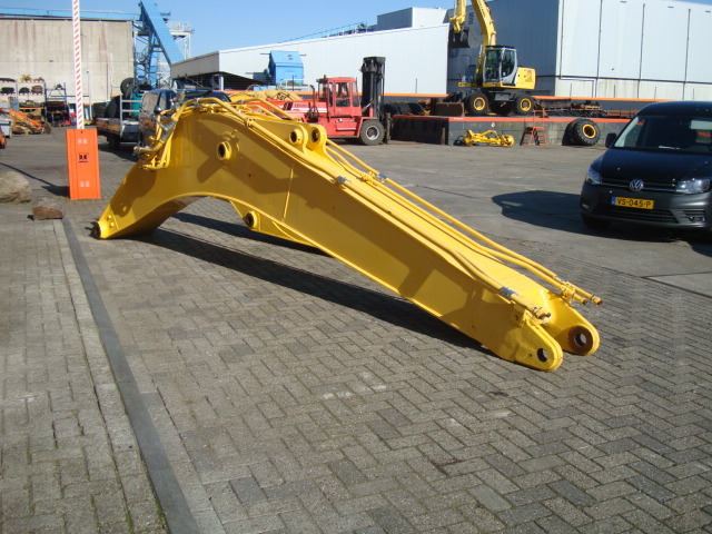 NEW HOLLAND E225BSR - Boom for Crawler excavator: picture 4 NEW HOLLAND E225BSR - Boom for Crawler excavator: picture 4