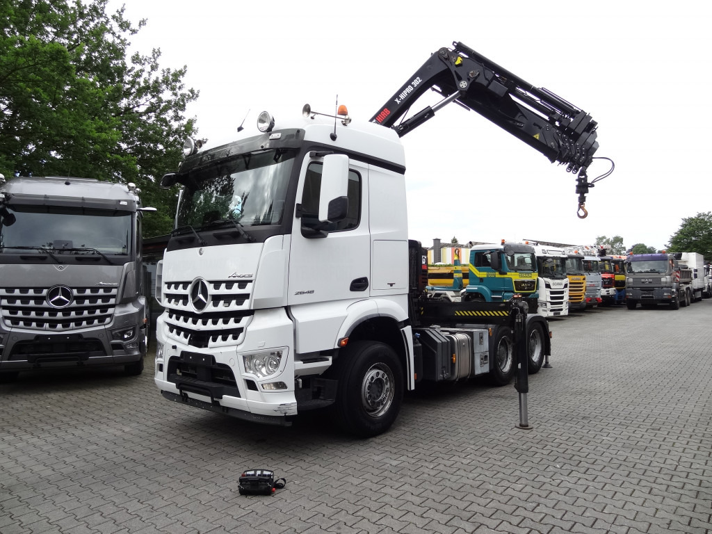 Mercedes-Benz Arocs 2648 LS 6X4 Kran Hiab X-HiPro 302 - Crane truck, Tractor unit: picture 1 Mercedes-Benz Arocs 2648 LS 6X4 Kran Hiab X-HiPro 302 - Crane truck, Tractor unit: picture 1