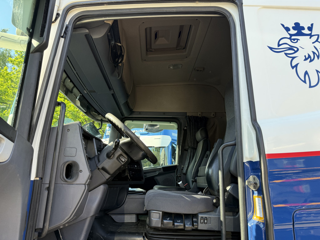 Scania R400 6X2 Kran Hiab 377-8 bis 25 Meter - Tractor unit: picture 5 Scania R400 6X2 Kran Hiab 377-8 bis 25 Meter - Tractor unit: picture 5