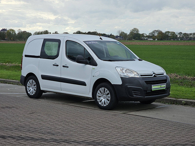 Citroën Berlingo 1.1 23kWH NAP Airco ! - Box van, Electric van: picture 5 Citroën Berlingo 1.1 23kWH NAP Airco ! - Box van, Electric van: picture 5