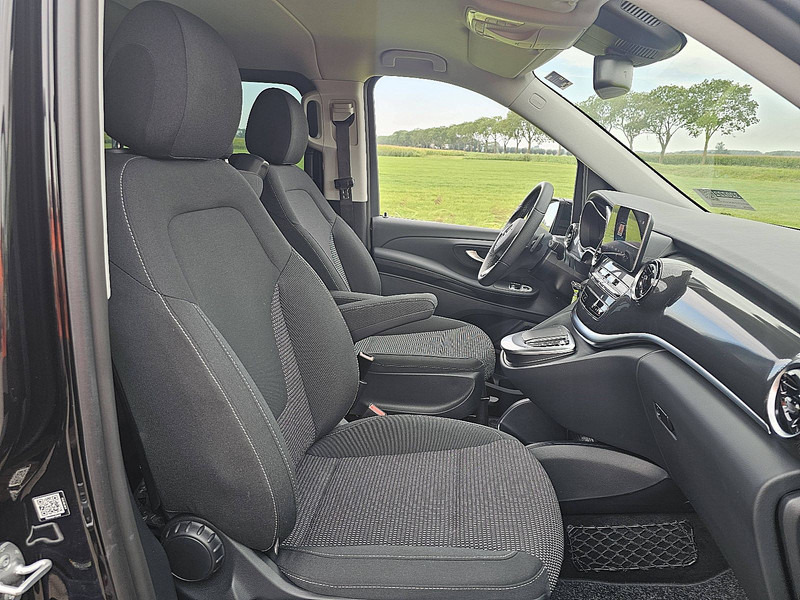 Leasing of Mercedes-Benz EQV 300 L3 XL 8-Pers Mbux Mercedes-Benz EQV 300 L3 XL 8-Pers Mbux: picture 7 Leasing of Mercedes-Benz EQV 300 L3 XL 8-Pers Mbux Mercedes-Benz EQV 300 L3 XL 8-Pers Mbux: picture 7