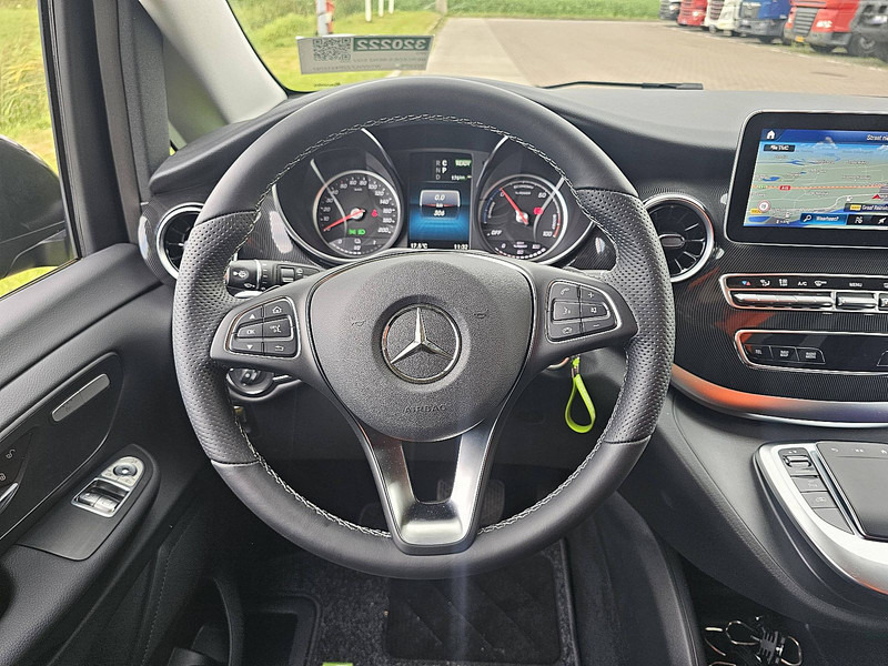 Leasing of Mercedes-Benz EQV 300 L3 XL 8-Pers Mbux Mercedes-Benz EQV 300 L3 XL 8-Pers Mbux: picture 16 Leasing of Mercedes-Benz EQV 300 L3 XL 8-Pers Mbux Mercedes-Benz EQV 300 L3 XL 8-Pers Mbux: picture 16