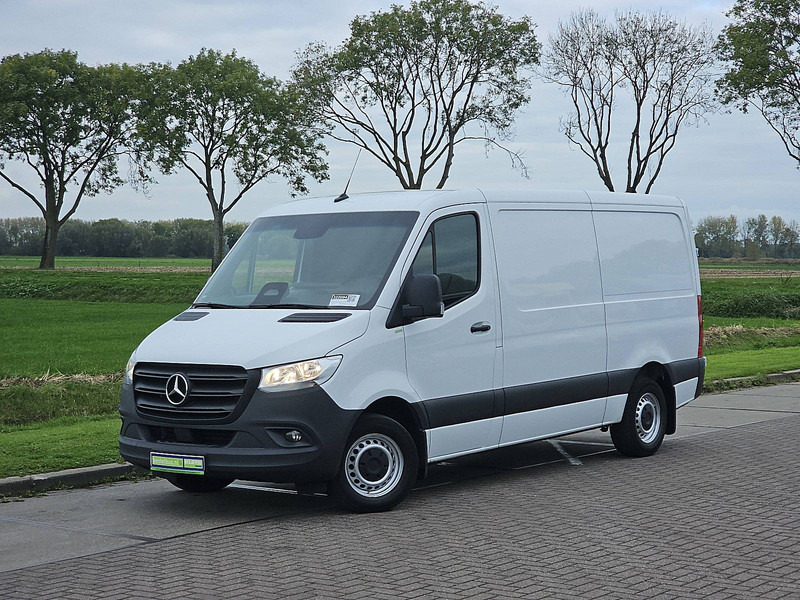 Mercedes-Benz Sprinter 315 L2H1 Mbux10 Trekhaak - Panel van: picture 2 Mercedes-Benz Sprinter 315 L2H1 Mbux10 Trekhaak - Panel van: picture 2