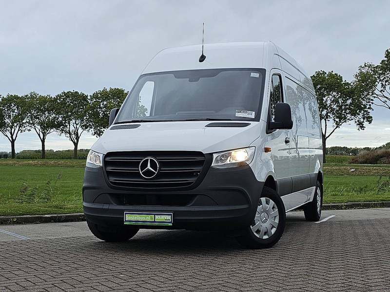 Mercedes-Benz Sprinter 315 L2H2 Mbux Euro6 AC! - Panel van: picture 1 Mercedes-Benz Sprinter 315 L2H2 Mbux Euro6 AC! - Panel van: picture 1