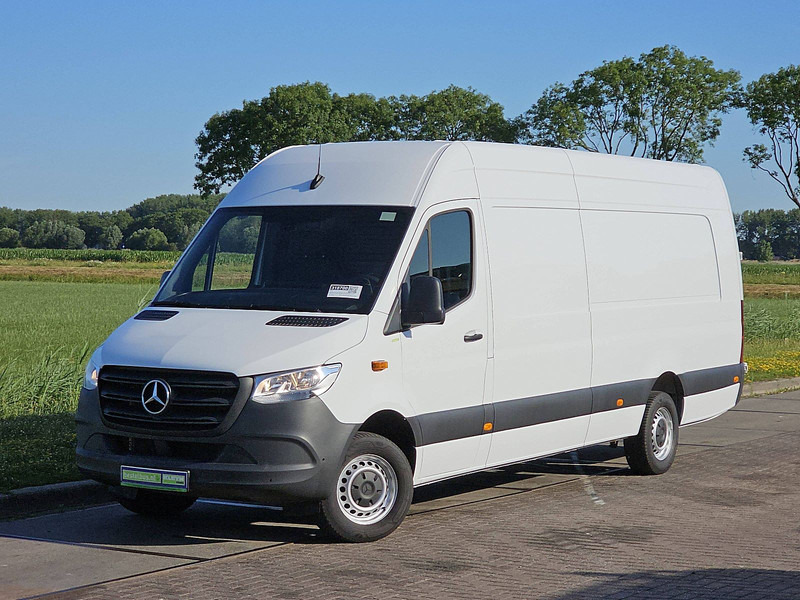 Mercedes-Benz Sprinter 317 L4H2 SUPERMAXI XXL! - Panel van: picture 2 Mercedes-Benz Sprinter 317 L4H2 SUPERMAXI XXL! - Panel van: picture 2