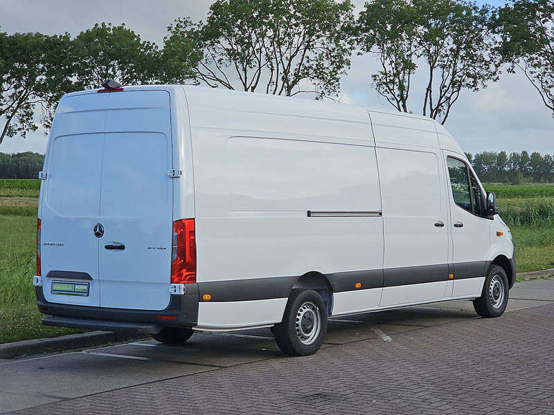 Mercedes-Benz Sprinter 317 L4H2 SUPERMAXI XXL! - Panel van: picture 3 Mercedes-Benz Sprinter 317 L4H2 SUPERMAXI XXL! - Panel van: picture 3