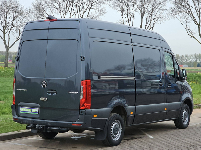 Mercedes-Benz Sprinter 319 L2H2 V6 3.0 3.5T-AHG - Panel van: picture 3 Mercedes-Benz Sprinter 319 L2H2 V6 3.0 3.5T-AHG - Panel van: picture 3