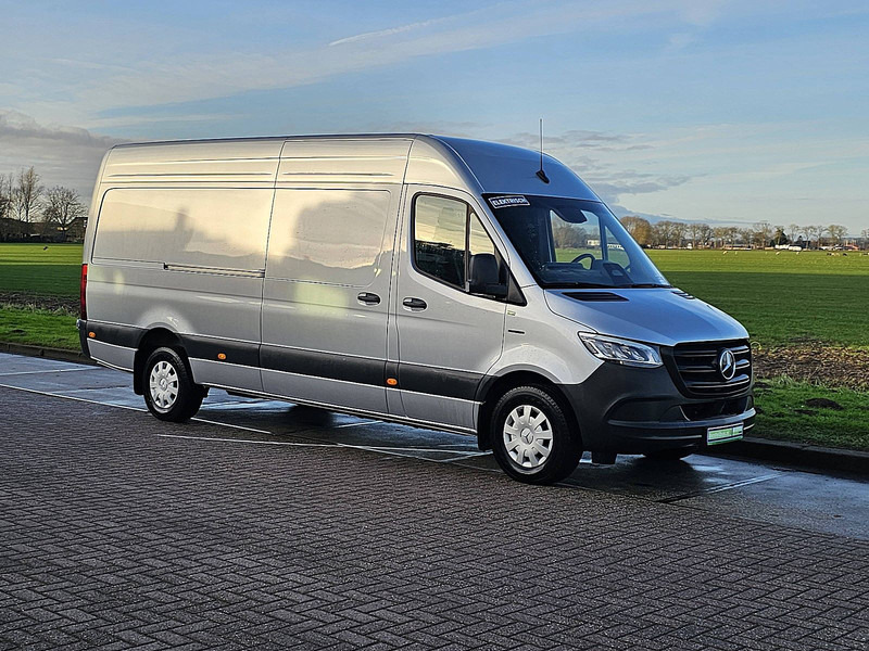 Mercedes-Benz eSprinter 320 L3H2 300KmWLTP - Panel van, Electric van: picture 5 Mercedes-Benz eSprinter 320 L3H2 300KmWLTP - Panel van, Electric van: picture 5
