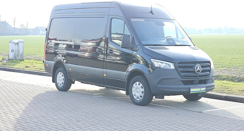 Mercedes-Benz eSprinter L2H2 300 KM WLTP LED - Panel van, Electric van: picture 5 Mercedes-Benz eSprinter L2H2 300 KM WLTP LED - Panel van, Electric van: picture 5