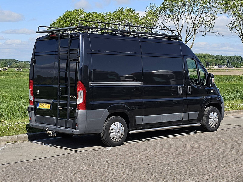 Peugeot Boxer 2.2 L2H2 Imperiaal Airco - Small van: picture 3 Peugeot Boxer 2.2 L2H2 Imperiaal Airco - Small van: picture 3