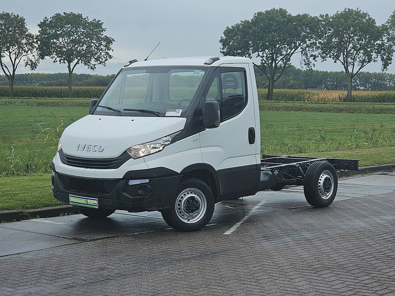 Iveco Daily 35 S 12 CHASSIS - Van: picture 2 Iveco Daily 35 S 12 CHASSIS - Van: picture 2