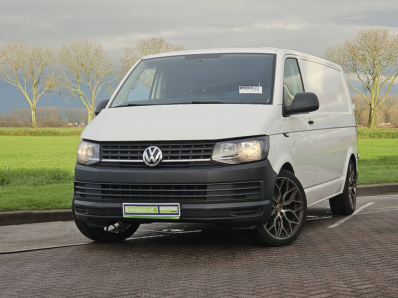 Volkswagen Transporter 2.0 TDI - Small van: picture 1 Volkswagen Transporter 2.0 TDI - Small van: picture 1