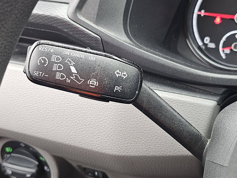 Small van Volkswagen Transporter 2.0 TDI ac lang EURO6: picture 12 Small van Volkswagen Transporter 2.0 TDI ac lang EURO6: picture 12