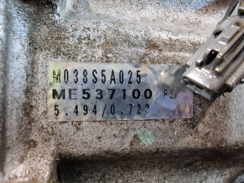 Mitsubishi M038S5A025 Manual Gearbox - Gearbox: picture 2 Mitsubishi M038S5A025 Manual Gearbox - Gearbox: picture 2