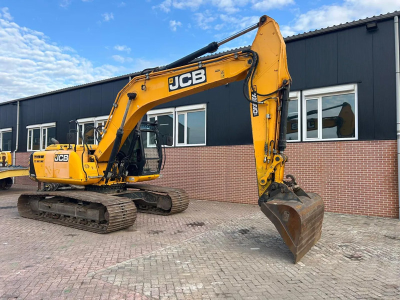 JCB JS220LC - Crawler excavator: picture 2 JCB JS220LC - Crawler excavator: picture 2