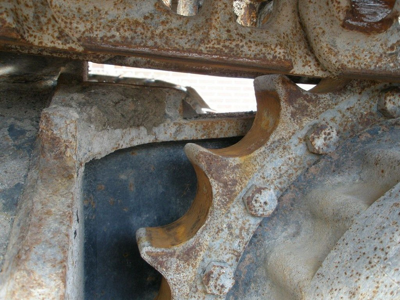 Crawler excavator Komatsu PC 240LC-10: picture 6