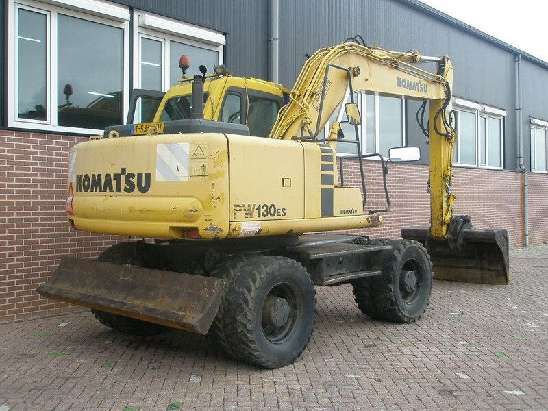 Komatsu PW 130ES-6K - Wheel excavator: picture 3 Komatsu PW 130ES-6K - Wheel excavator: picture 3