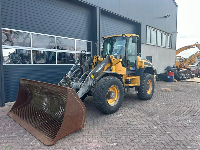 Volvo L45G - Wheel loader: picture 1 Volvo L45G - Wheel loader: picture 1
