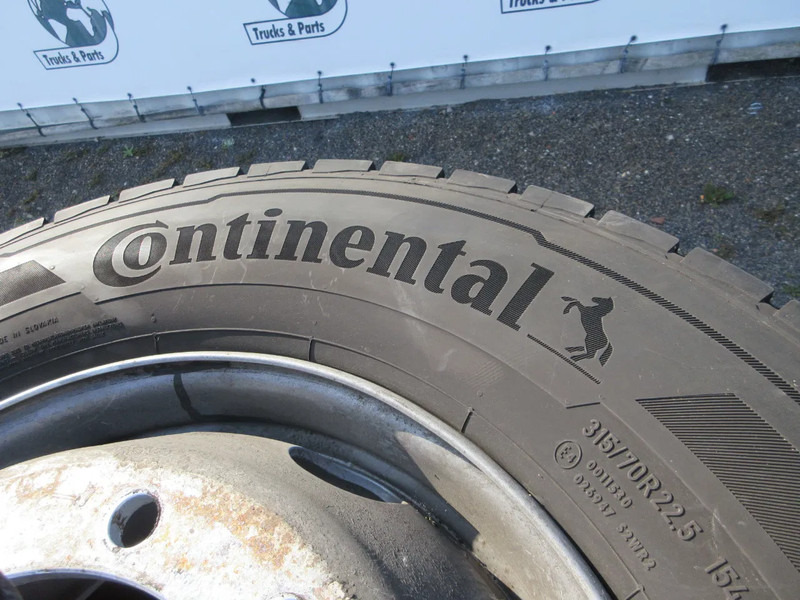 Continental 315/70R 22.5 CONTINENTAL BANDEN 4 STUKS MET STAAL WIEL - Tire for Truck: picture 5 Continental 315/70R 22.5 CONTINENTAL BANDEN 4 STUKS MET STAAL WIEL - Tire for Truck: picture 5
