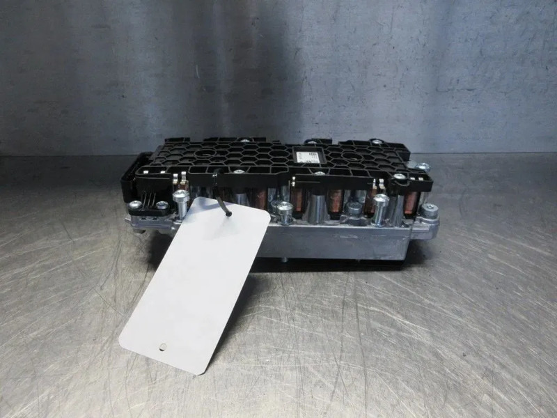 DAF 2425027 // 2396407 VENTIEL BLOK DAF XG XF CF XD NIEUWE & GEBRUIK - Clutch and parts for Truck: picture 3 DAF 2425027 // 2396407 VENTIEL BLOK DAF XG XF CF XD NIEUWE & GEBRUIK - Clutch and parts for Truck: picture 3