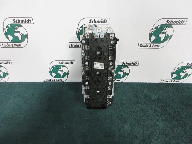 DAF 2425027 // 2396407 VENTIEL BLOK DAF XG XF CF XD NIEUWE & GEBRUIK - Clutch and parts for Truck: picture 5 DAF 2425027 // 2396407 VENTIEL BLOK DAF XG XF CF XD NIEUWE & GEBRUIK - Clutch and parts for Truck: picture 5