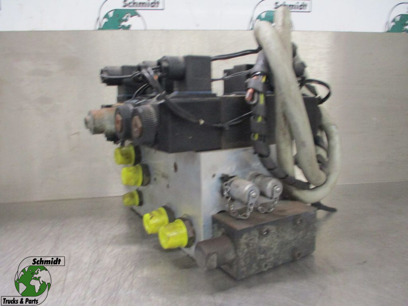Iveco TRAKKER 410T45 400671429 POMP - Hydraulics for Truck: picture 1 Iveco TRAKKER 410T45 400671429 POMP - Hydraulics for Truck: picture 1
