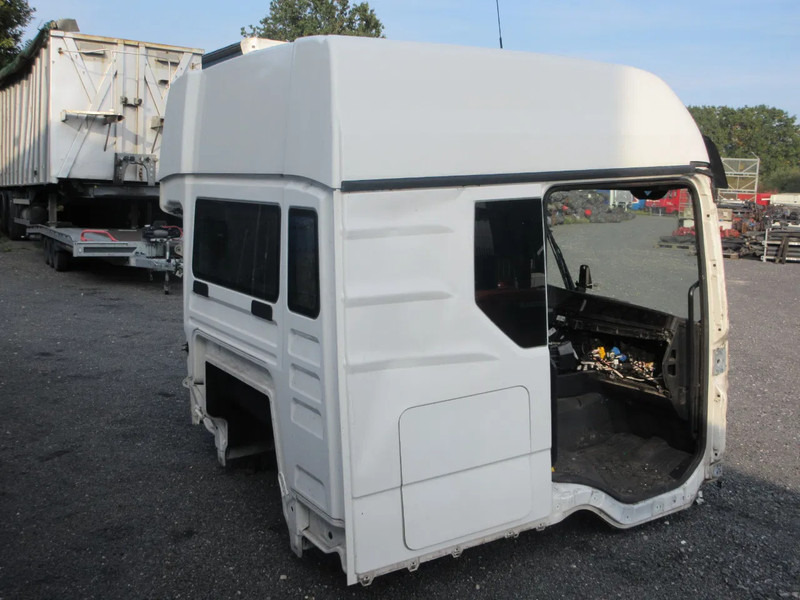 MAN MAN 18.430 TGS NIEUWETYPE MODEL 2023 IS VOOR PART DONER - Cab and interior for Truck: picture 4 MAN MAN 18.430 TGS NIEUWETYPE MODEL 2023 IS VOOR PART DONER - Cab and interior for Truck: picture 4
