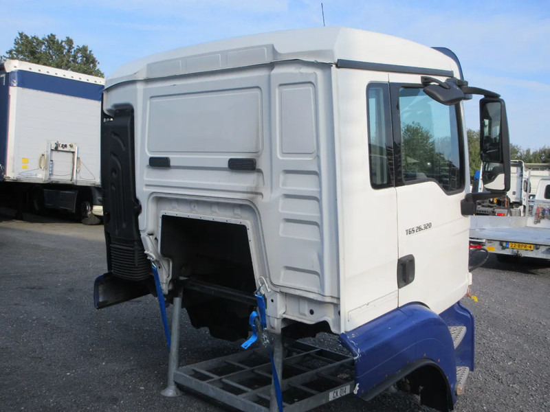 MAN MAN 26.320 TGS CABINE DAG UITVOERING MODEL 2016 EURO 6 - Cab and interior for Truck: picture 5 MAN MAN 26.320 TGS CABINE DAG UITVOERING MODEL 2016 EURO 6 - Cab and interior for Truck: picture 5