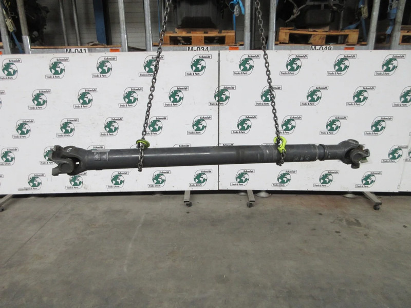 Renault 7401067765 // 7425817764 AANDRIJFAS RENAULT T 520 EURO 6 - Drive shaft for Truck: picture 3 Renault 7401067765 // 7425817764 AANDRIJFAS RENAULT T 520 EURO 6 - Drive shaft for Truck: picture 3