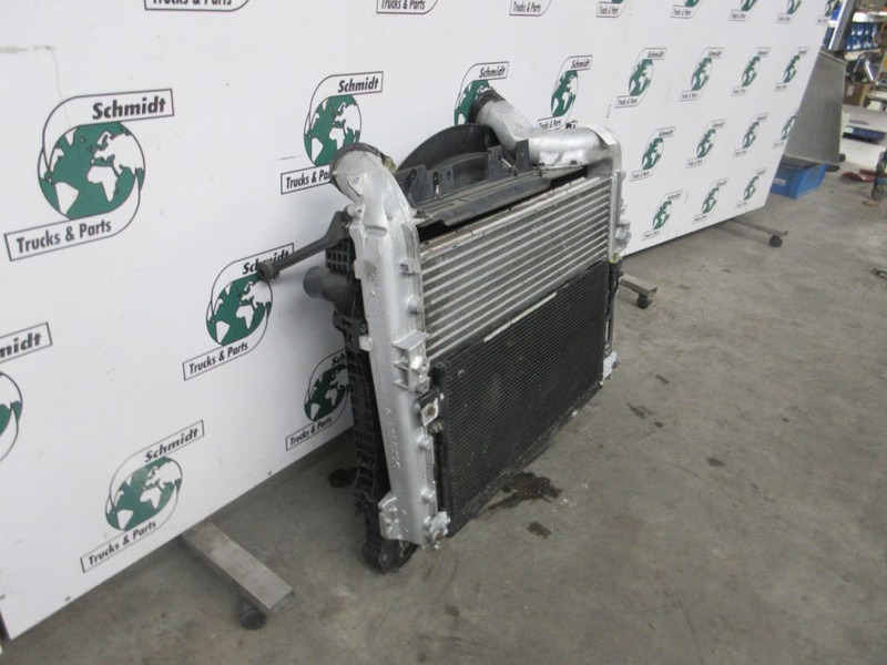 Scania 1769999/1847233/ RADIATEUR INTERCOOLER SCANIA P270 EURO 5 - Radiator for Truck: picture 2 Scania 1769999/1847233/ RADIATEUR INTERCOOLER SCANIA P270 EURO 5 - Radiator for Truck: picture 2
