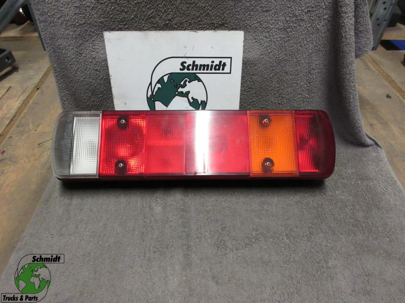 Scania 1792389 ACHTERLAMP SCANIA R SERIE MODEL EURO 6 RECHTS - Tail light for Truck: picture 1 Scania 1792389 ACHTERLAMP SCANIA R SERIE MODEL EURO 6 RECHTS - Tail light for Truck: picture 1