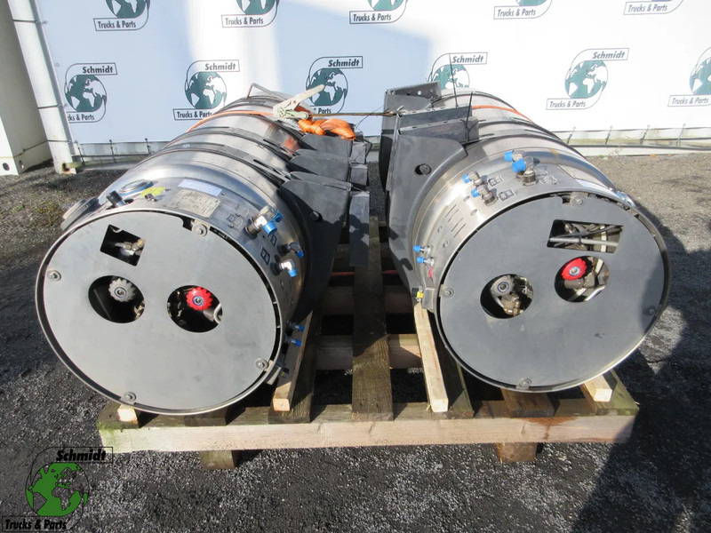 Scania 2859387 // 2782051 // 2859386 // 2782050 LNG TANKS SCANIA R 410 NGS 2021 - Fuel tank for Truck: picture 1 Scania 2859387 // 2782051 // 2859386 // 2782050 LNG TANKS SCANIA R 410 NGS 2021 - Fuel tank for Truck: picture 1