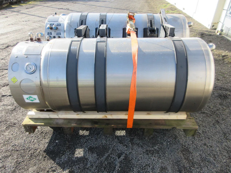 Scania 2859387 // 2782051 // 2859386 // 2782050 LNG TANKS SCANIA R 410 NGS 2021 - Fuel tank for Truck: picture 4 Scania 2859387 // 2782051 // 2859386 // 2782050 LNG TANKS SCANIA R 410 NGS 2021 - Fuel tank for Truck: picture 4