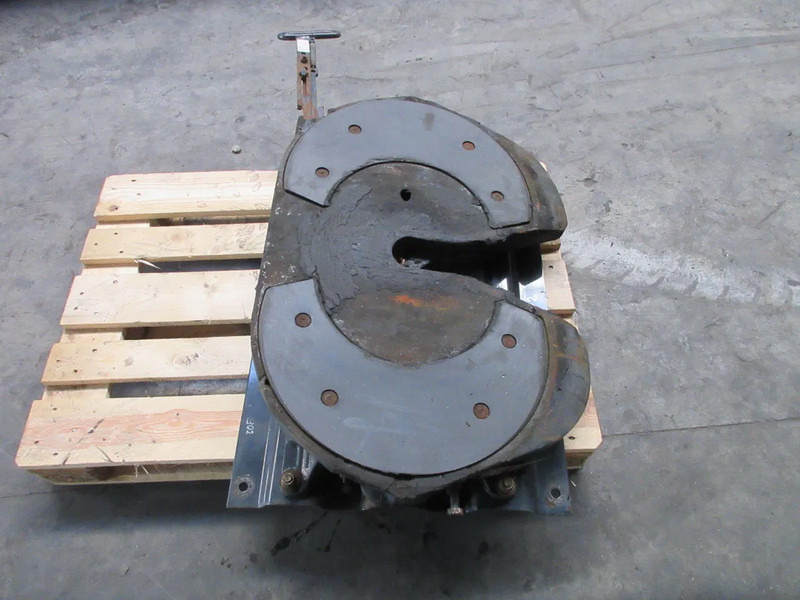 Jost D152 U 20 TYPE MP20 //55R D152 U 20 TYPE MP20 //55R MAN 18.560 TGX MODEL 2018 - Fifth wheel coupling for Truck: picture 4 Jost D152 U 20 TYPE MP20 //55R D152 U 20 TYPE MP20 //55R MAN 18.560 TGX MODEL 2018 - Fifth wheel coupling for Truck: picture 4