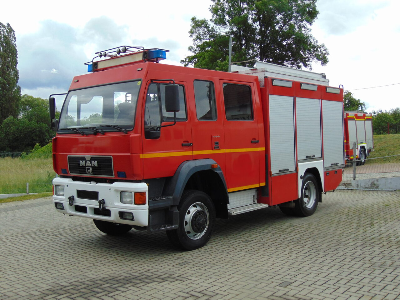 MAN LE14.260 4x4 MAGIRUS - Fire truck: picture 1 MAN LE14.260 4x4 MAGIRUS - Fire truck: picture 1