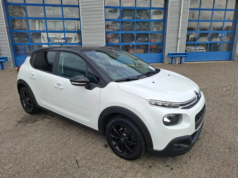 Citroën C3 C3 / NAVI / AIRCO / TEMPOMAAT / LINE DETECTION / PARKSENSORS / DAB RADIO / 120345 KM / EX BPM / MANUAL / 2020 - Hatchback: picture 2 Citroën C3 C3 / NAVI / AIRCO / TEMPOMAAT / LINE DETECTION / PARKSENSORS / DAB RADIO / 120345 KM / EX BPM / MANUAL / 2020 - Hatchback: picture 2