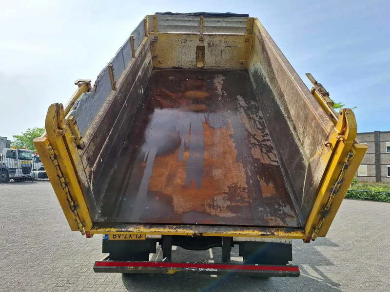 Tipper, Crane truck MAN TGM 18.250 / 4X4 / NL TRUCK / TUV:30-04-2026 / 118783 KM / HMF 1110 K2 / ROTATOR / GOOD TYRES / FULL-STEEL / DRUM BRAKES / MANUA: picture 8