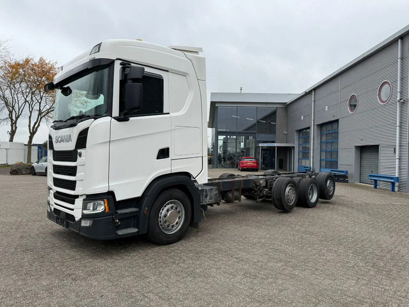 Scania NGS S500 / 8X2 / RETARDER / 2X LIFT+LENKACHSE / FULL-AIR / LWDS / LEATHER / FRIDGE / AUTOMATIC / EURO-6 / 2018 - Cab chassis truck: picture 1 Scania NGS S500 / 8X2 / RETARDER / 2X LIFT+LENKACHSE / FULL-AIR / LWDS / LEATHER / FRIDGE / AUTOMATIC / EURO-6 / 2018 - Cab chassis truck: picture 1