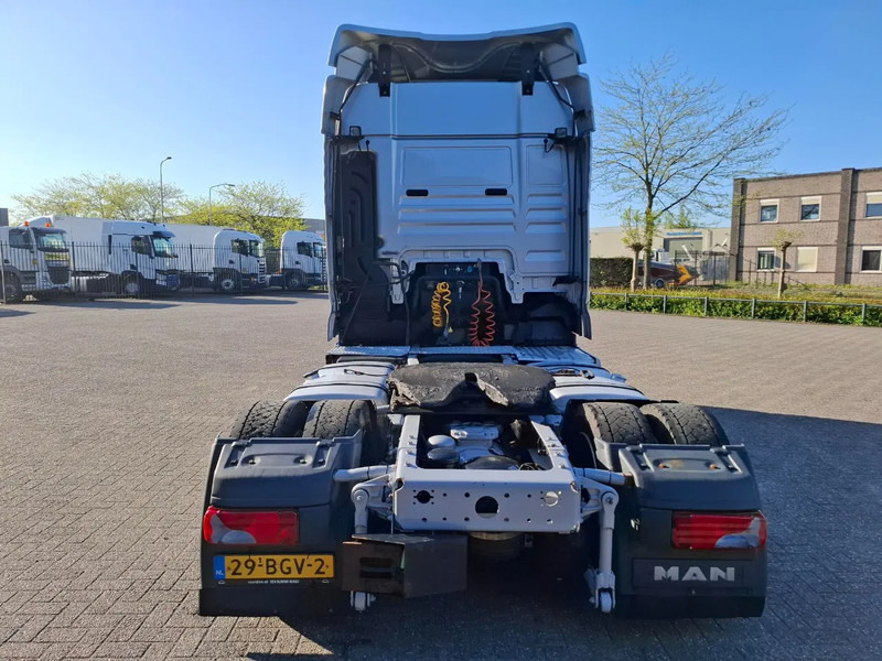 MAN TGX 18.440 / MEGA / NL TRUCK / TUV:12-02-2026 / DOUBLE TANK / PARKCOOL / ACC / LWDS / FRIDGE / 2XBED / AUTOMATIC / EURO-6 / 2016 - Tractor unit: picture 4 MAN TGX 18.440 / MEGA / NL TRUCK / TUV:12-02-2026 / DOUBLE TANK / PARKCOOL / ACC / LWDS / FRIDGE / 2XBED / AUTOMATIC / EURO-6 / 2016 - Tractor unit: picture 4