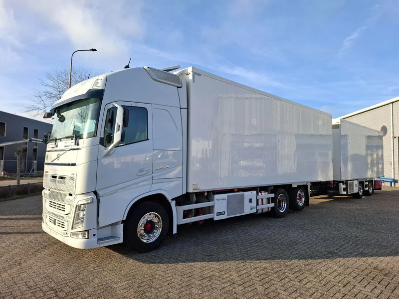 Volvo FH4-500 / RETARDER / I-SAVE / XL / VEB+ / I-PARKCOOL / ACC / LWDS / 2XTHERMOKING UT1200 / 2X ON STOCK / EURO-6 / 2021 - Refrigerator truck: picture 1 Volvo FH4-500 / RETARDER / I-SAVE / XL / VEB+ / I-PARKCOOL / ACC / LWDS / 2XTHERMOKING UT1200 / 2X ON STOCK / EURO-6 / 2021 - Refrigerator truck: picture 1