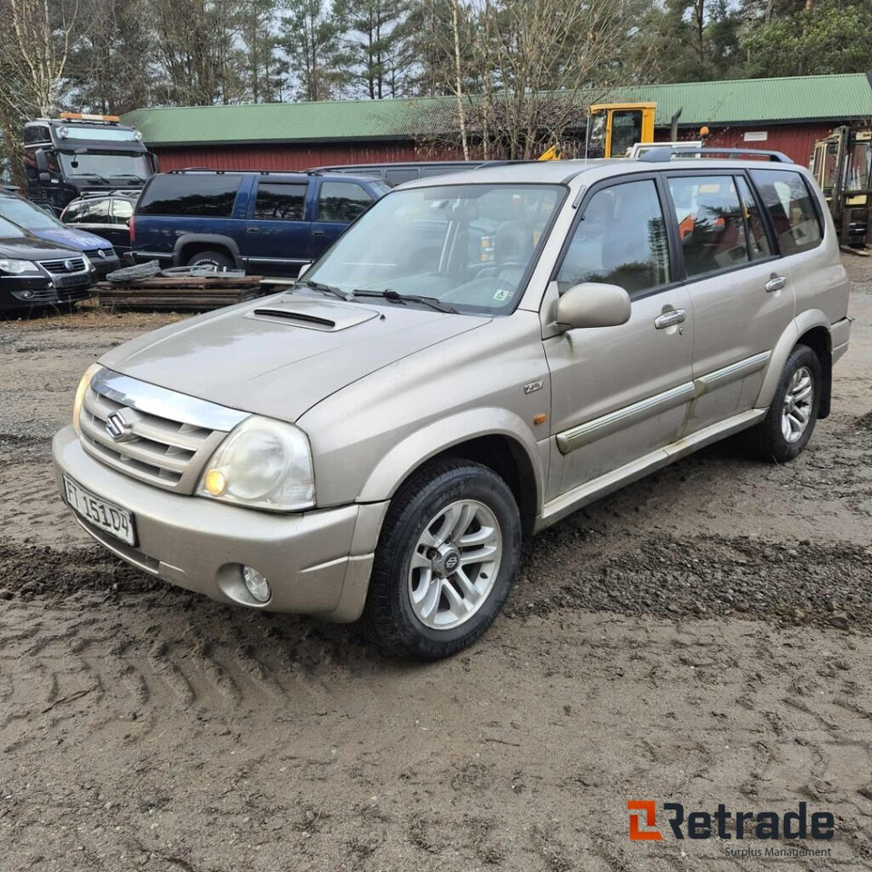 2005mod. SUZUKI GRAND VITARA XL-7 2,0 td. Se video! - Car: picture 4 2005mod. SUZUKI GRAND VITARA XL-7 2,0 td. Se video! - Car: picture 4